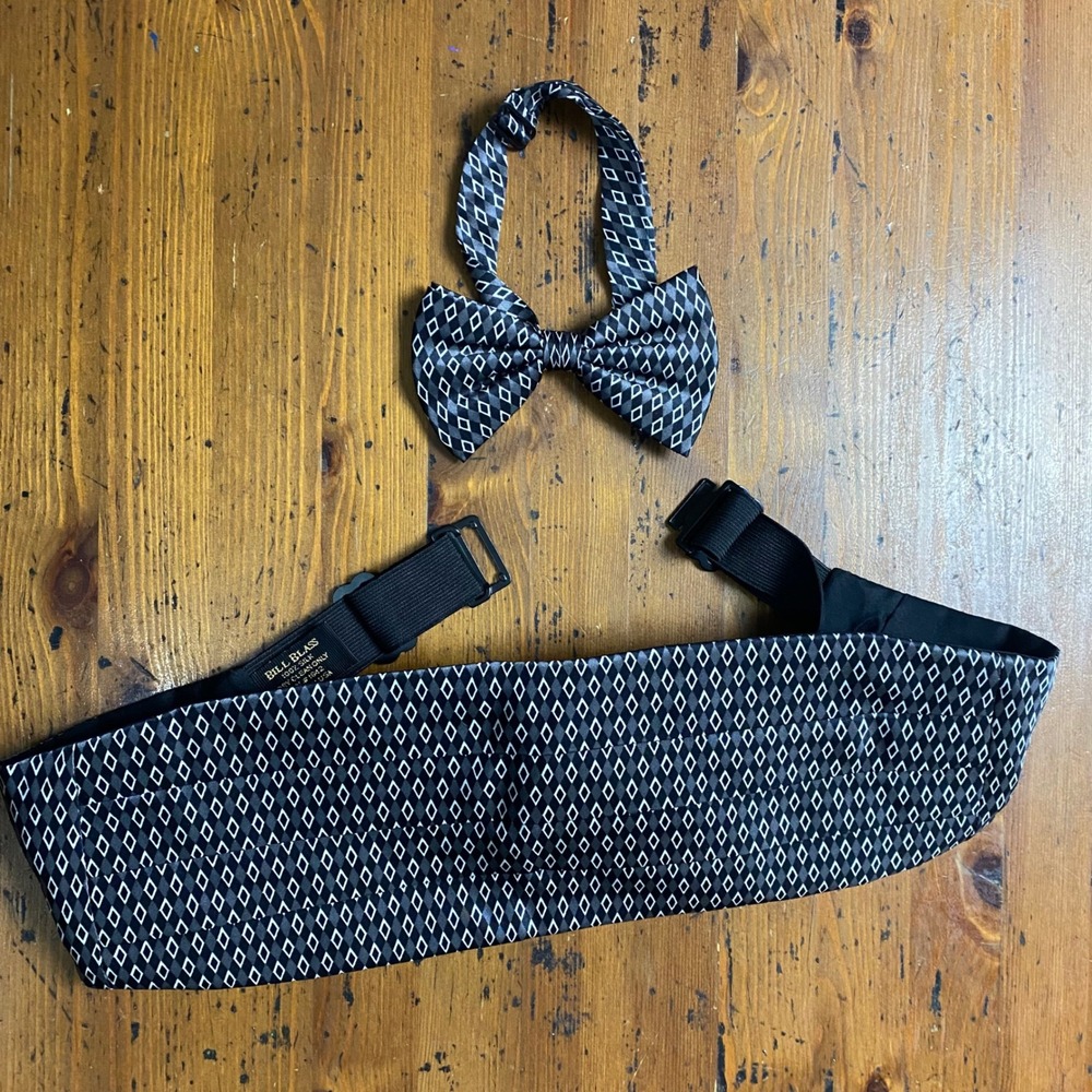 Bill Blass‎ Silk Cummerbund Bow Tie Set Black White Gray Geometric Diamond